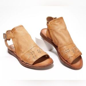 Miz Mooz Fifi Leather Ankle Strap Sandal Wheat Size 38